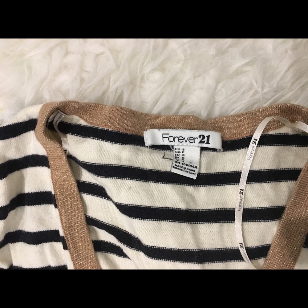 Cardigans - Picture 8 of 8